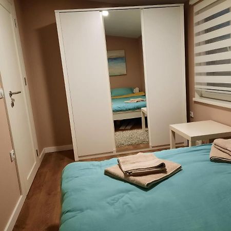 Dream Home, Free Garage Nis Bagian luar foto