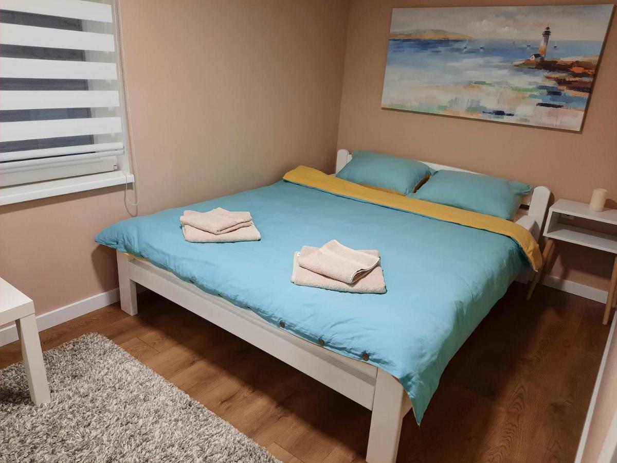 Dream Home, Free Garage Nis Bagian luar foto
